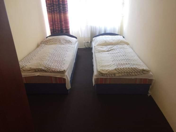 Bed and Breakfast Fenyves Panzio Siófok Exterior foto