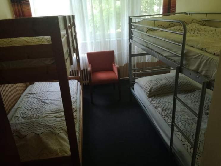 Bed and Breakfast Fenyves Panzio Siófok Exterior foto