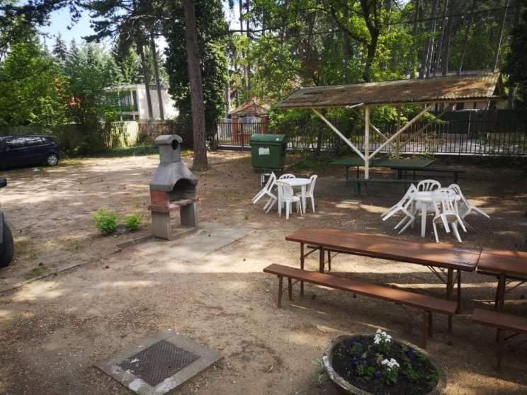 Bed and Breakfast Fenyves Panzio Siófok Exterior foto