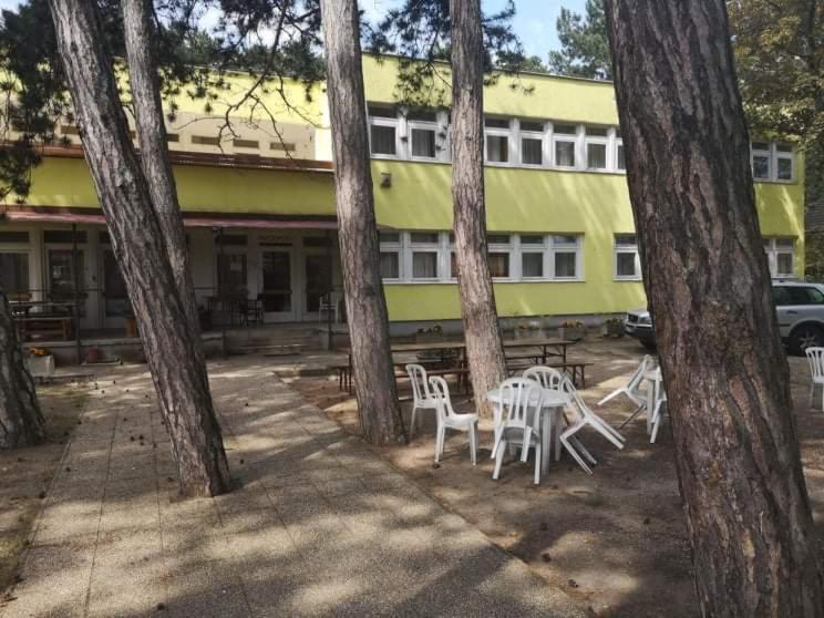 Bed and Breakfast Fenyves Panzio Siófok Exterior foto
